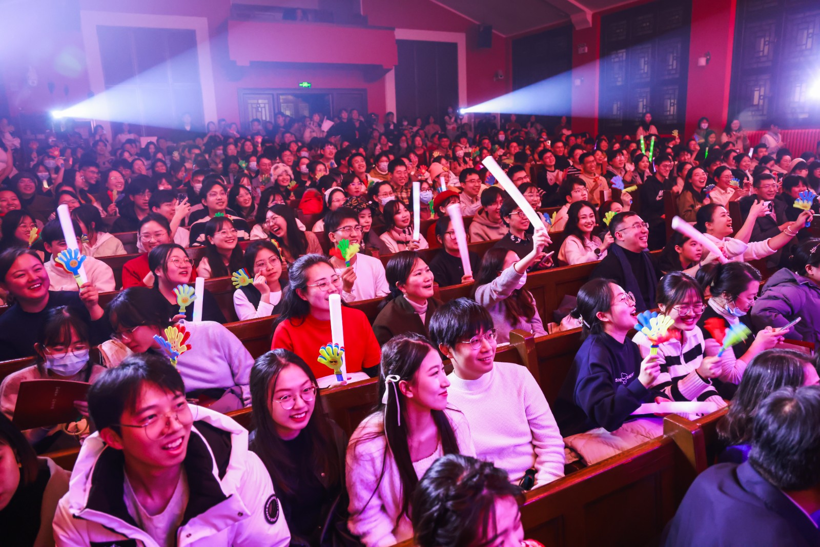 笑反馈.jpg 笑反馈.jpg