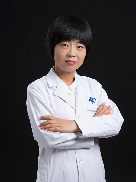 李宏
